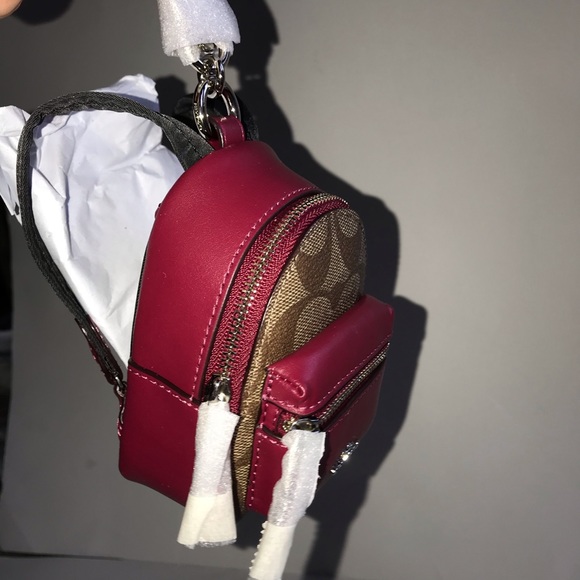 Coach 👛 Mini Backpack keychain bag charm - Picture 2 of 10
